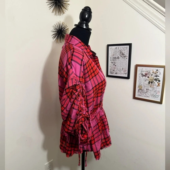 Free People Pacific Dawn Red Pink Plaid Shirred Shirt Top. Size Medium. - Picture 3 of 15